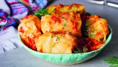 DODAJTE OVO U SARME Biće sočne i slasne, recept iz 1952.godine oduševio domaćice na mrežama