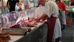 ZDRAVLJE I BEZBEDNOST GRAĐANA SU NA PRVOM MESTU Oglasilo se Ministarstvo poljoprivrede zbog navoda o uvozu pokvarenog mesa