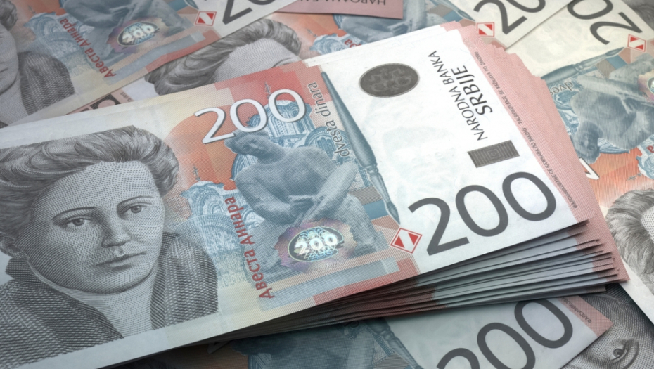 KO RADI DANAS, TREBA DA DOBIJE DUPLU DNEVNICU Zaposleni i školarci već spojili neradne dane i napravili mini-odmor