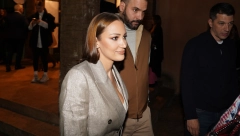 U OVAKVOM IZDANJU NE VIĐAMO ČESTO ALEKSANDRU PRIJOVIĆ, A JOVANA JOKSIMOVIĆ U BOJAMA SEZONE Poznate dame zablistale, ali jedna crvena kombinacija ostavlja bez daha