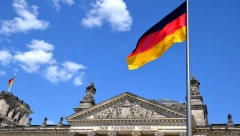 NEMAČKA MASOVNO DEPORTUJE RUSE: Hiljade protivnika Putina pobeglo u Nemačku, ali azil nisu dobili!