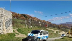 DVOSTRUKI UBICA VIĐEN KOD GRANICE SA SRBIJOM? Helikopteri nadleću šumu! Majka i snaha su ga videle, pobegao je u šumu