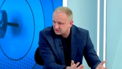 Kolumna Ivana Radovanovića: Prevaranti i budale