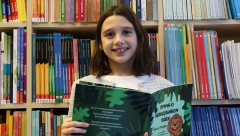 MILA IMA 10 GODINA I NAPISALA JE KNJIGU Devojčica iz Beograda je najmlađa autorka na Sajmu knjiga, posvetila delo čuvenom piscu
