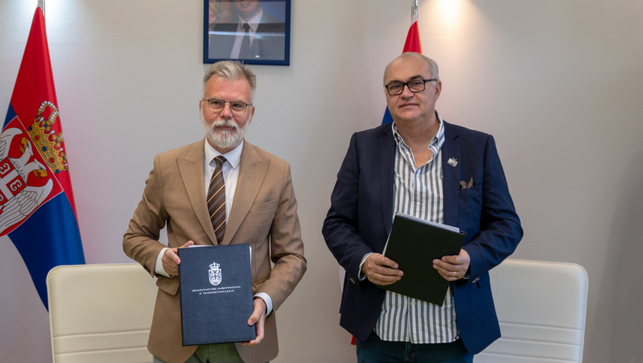 MINISTARSTVO, RTS I RTV OZNAČILI POČETAK KAMPANJE ZA BEZBEDNOST DECE NA INTERNETU "Još jedan odlučan korak ka daljem podizanju svesti o važnosti obrazovanja i zaštiti bezbednosti dece" (FOTO)