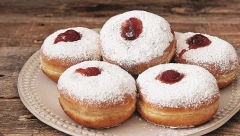 DESERTI SA DŽEMOM Mekani kao duša, a tope se u ustima, biramo samo one najbolje