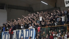 "GORELO" NOVO MESTO Navijači prekinuli utakmicu, Zadar slavio posle velikog preokreta