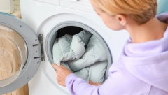 KAD NEKO U KUĆI IMA GRIP, POSTELJINU PERITE ISKLJUČIVO OVAKO Samo na taj način ćete uništiti klice i sprečiti prenošenje bolesti!