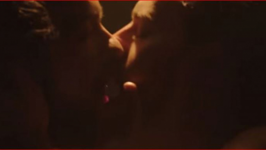 GLUMCI SE LJUBE POTPUNO GOLI! Gej scene pred kamerama izazvale haos