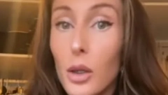 IZLAZI SAMO SA ONIMA SA "DUBOKIM DŽEPOM" I SEBE NAZIVA PRINCEZOM  "Ovo je moj tip bogataša, ali jedno me strašno odbija"