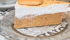 BRZA KEKS TORTA ZA SVE PRILIKE Uspeva i početnicima u kuhinji, a popravlja dan u trenu