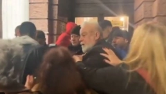 HITNA AKCIJA OBEZBEĐENJA! Džon Malkovič napadnut zbog kontroverzne predstave o sukobu Bugarske i Srbije!