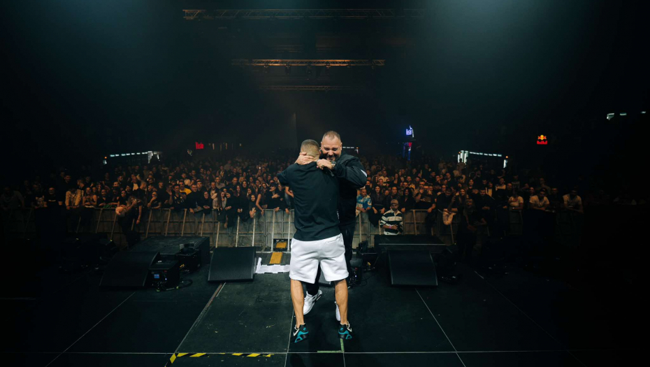 KONCERTNI SPEKTAKL ZA PAMĆENJE Borko i Stefan izazvali zemljotes u Hangaru