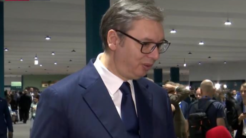 "POČINJE SE SA ISPLATAMA UVEĆANIH PENZIJA" Vučić iz Bakua najavio sjajne vesti