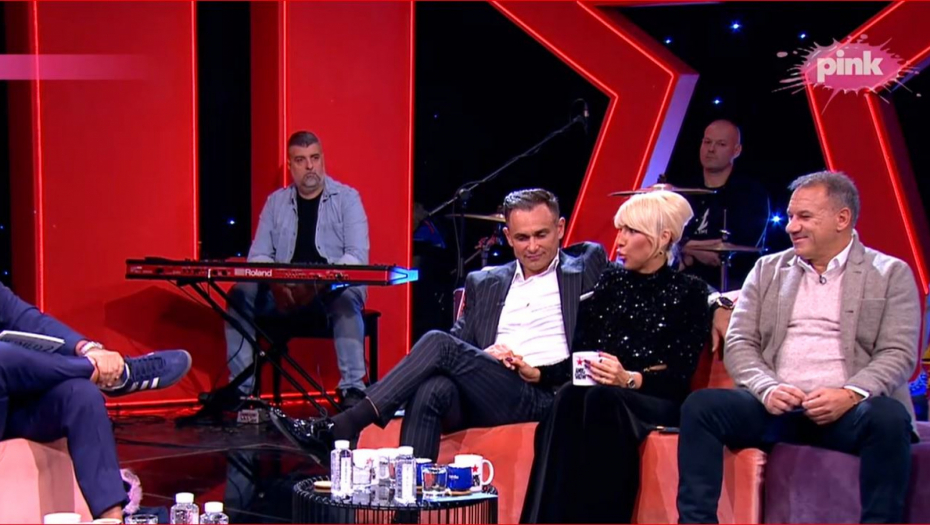 "POLITIČARI VOLE U ŠUMI, A JA SAMO U KREVETU" Jovana Jeremić u emisiji uživo progovorila o intimi, otkrila velike tajne!