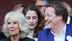 IZDAO ROĐENU MAJKU Sin kraljice Kamile otkrio na koji način je prekršila protokol, u ovome ima preko 20 godina iskustva