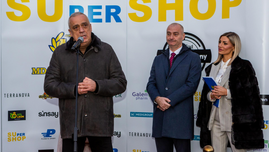 Gradonačelnik Stevan Bakić svečano otvorio novoizgrađeni tržni centar u Subotici „SUper Shop”