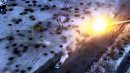 KAO U IGRICI! Ruski dronovi zaleću se na Ukrajince! Sve se za sekund pretvorilo u PAKAO (VIDEO)