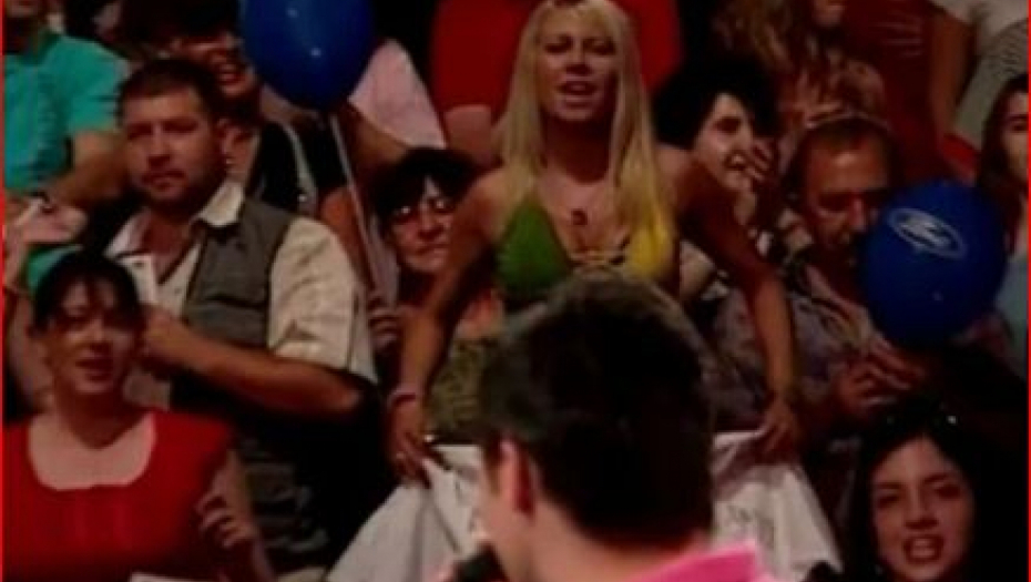 POZNATA VODITELJKA BILA U ZVEZDAMA GRANDA! Imala je 16 godina i ludela za ovim pevačem, šok!