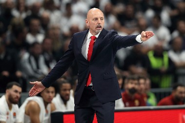 TOTALNI OBRT Bivši trener Zvezde menja Obradovića na klupi Monaka?