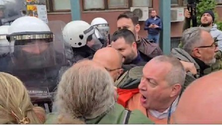 POZIVAJU NA LINČ POLICAJACA KOJI RADE SVOJ POSAO Šolakovi mediji više i ne kriju šta im je cilj