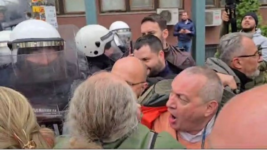 POZIVAJU NA LINČ POLICAJACA KOJI RADE SVOJ POSAO Šolakovi mediji više i ne kriju šta im je cilj