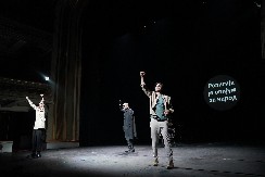 SKANDAL U NARODNOM POZORIŠTU Posle predstave glumac izašao na binu i počeo da čita politički proglas, publika napustila salu!