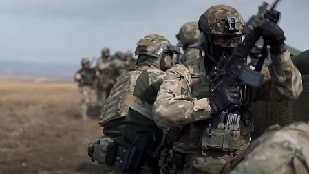 MAĐARI SE SPREMAJU ZA RAT! Oglasio se ministar odbrane: Pretnja eskalacije VEĆA NEGO IKAD