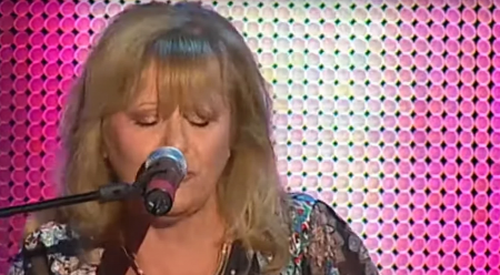 PEVAČICA OSTALA BEZ ĆERKE! Zajedno snimile album, a onda se desila strašna tragedija: "Sunce moje, nismo uspele..."