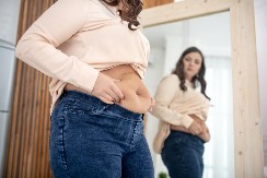 MENJAJU SE PRAVILA PENZIONISANJA U invalidsku penziju će se sada ići i ako ste gojazni, ali morate da ispunite ovaj uslov