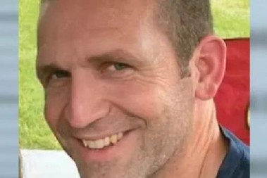 NAPUSTIO ŽENU I DECU, SVI SU MISLILI DA JE MRTAV Misterija dobija novu dimenziju nakon što je poslao video