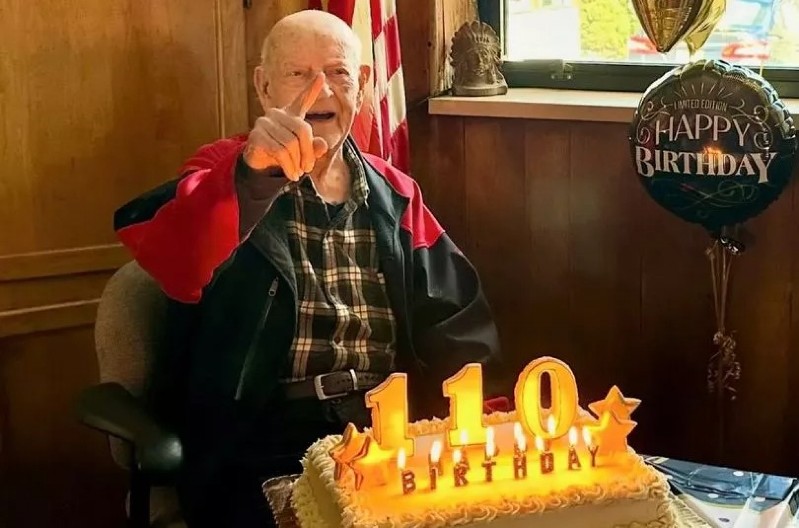 KAKO PRIHVATITI GODINE „Punim 60 godina i ne mogu podneti osećaj da sam starac!“