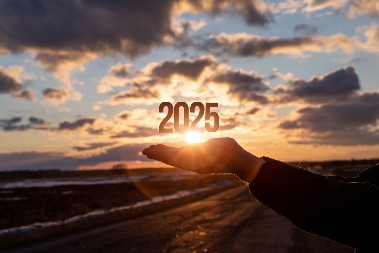 ENERGIJA BROJA 9 Kraj ciklusa i novi početak – Šta nas čeka prema numerologiji u 2025. godini