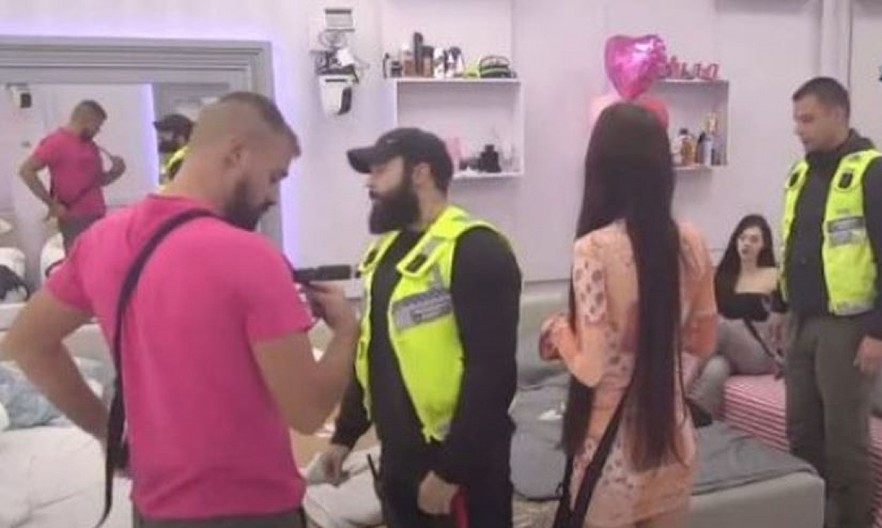 PRIVEDENA BIVŠA ZADRUGAKA Policija morala hitno da reaguje, oglasio se očevidac!