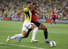 TAJNA PONUDA UGLEDALA SVETLOST DANA Tadić napušta Fenerbahče, dobio ponudu iz snova?