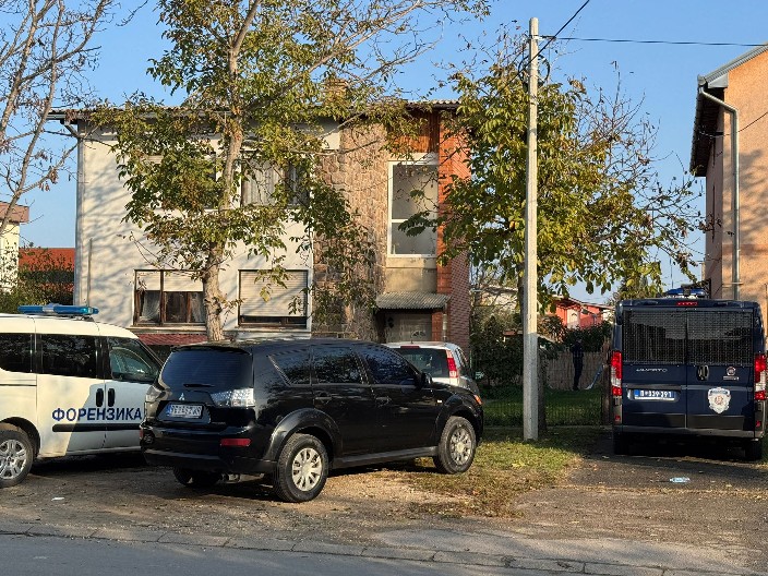 HOROR U NOVOM SADU Sin obezglavio majku?