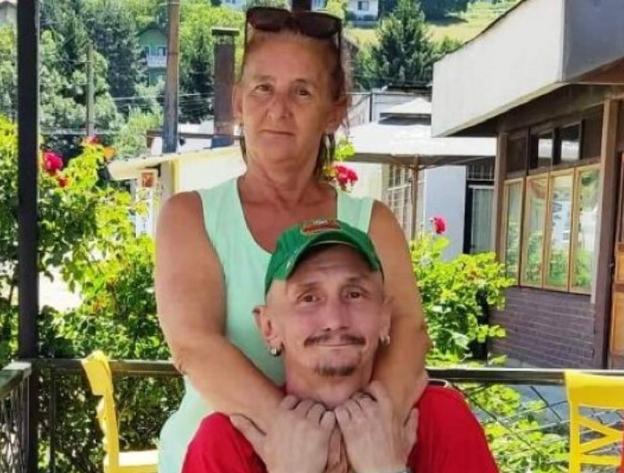 GORDANA IZ BOSNE I NJEN BRAT SU 45 GODINA BILI RAZDVOJENI A onda je objavila status koji im je promenio život iz korena!