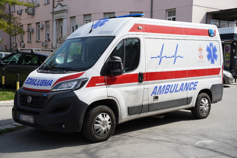 RELATIVNO MIRNA NOĆ U BEOGRADU Dežurale 22 ekipe Hitne pomoći