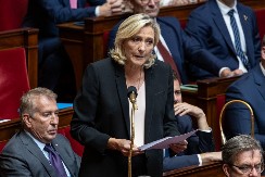 MARIN LE PEN O MAKRONOVOM UDARU NA OPOZICIJU Kakav bi legitimitet imao izabrani predsednik kada je ne bih mogla da se kandidujem?
