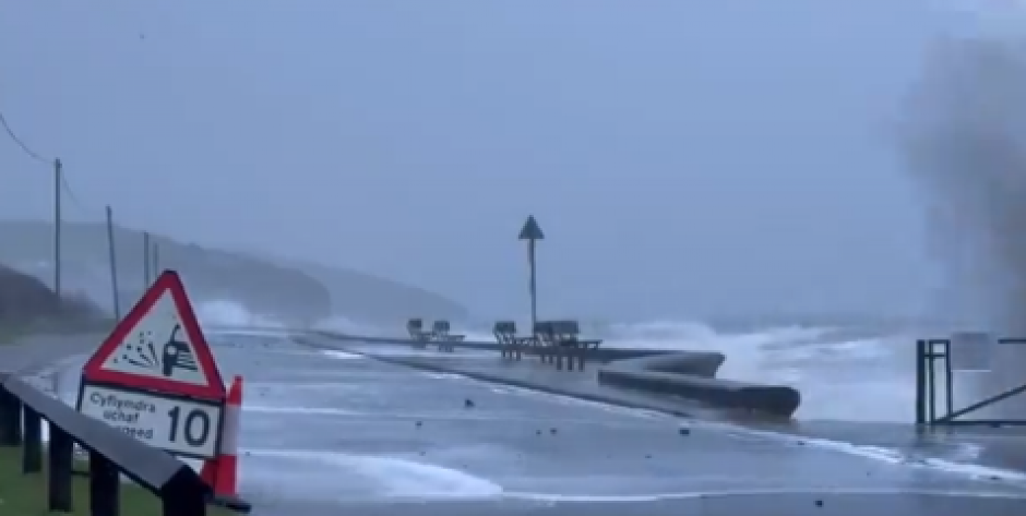 PRETE POPLAVE I VISOKI TALASI Centralna Amerika na udaru snažne tropske oluje