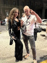 NA NASTUPIMA RADIM SVAŠTA, ALI SAM LOJALAN SVOJOJ ŽENI! Desingerica za Alo! o problemima u braku, zbog ovoga je Nevena napravila haos