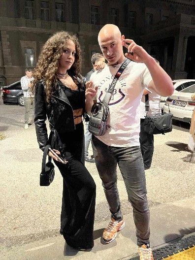 NA NASTUPIMA RADIM SVAŠTA, ALI SAM LOJALAN SVOJOJ ŽENI! Desingerica za Alo! o problemima u braku, zbog ovoga je Nevena napravila haos