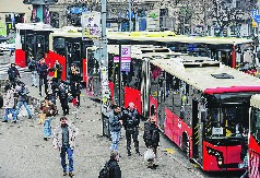 "POVAMPIRILI" SE ISKUSNI DŽEPAROŠI PRED PRAZNIKE! Žrtve najviše vrebaju u prevozu - ne pravite ove KRUCIJALNE GREŠKE!