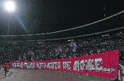 KO BI REKAO DA ĆE OVO DA SE DESI Zvezda mora da navija protiv Olimpijakosa, evo i zbog čega