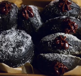 NEODOLJIVE KROFNE SA CRNOM ČOKOLADOM Posne, a slasne i mekane kao pamuk