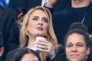 "RADILA SAM 3 GODINE BEZ PRESTANKA, SAGORELA SAM" Adel donela važnu odluku, a zbog njenih reči publika se "slomila"