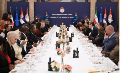 VUČIĆ PRIREDIO VEČERU U ČAST PREDSEDNIKA MBASOGA "Srbija u Ekvatorijalnoj Gvineji uvek vidi pouzdanog prijatelja i partnera"