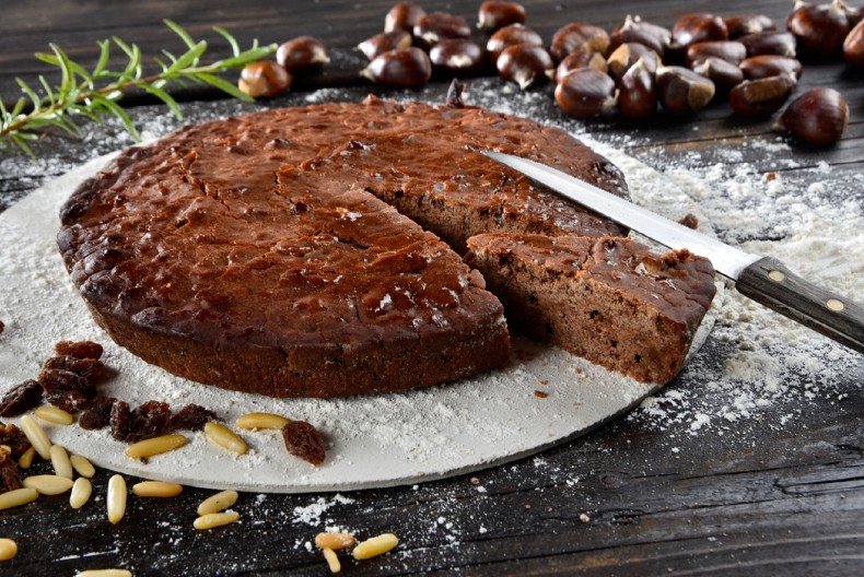 POSNA KESTEN PIRE TORTA Očaravajuća poslastica koja budi sva čula, zamirisaće cela kuća