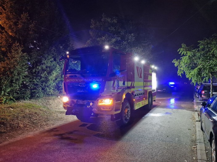 POŽAR U KALUĐERICI Na porodičnoj kući se zapalio dimnjak