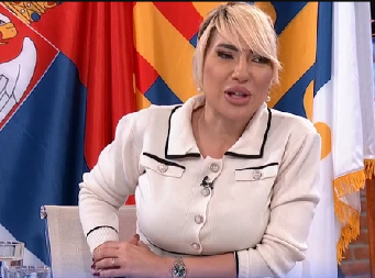 OVO JE VERENIČKI PRSTEN JOVANE JEREMIĆ! Žuto zlato i ogroman dijamant (FOTO)